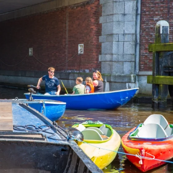 Fluisterboot 2 personen van beDRIJFNAT in Groningen